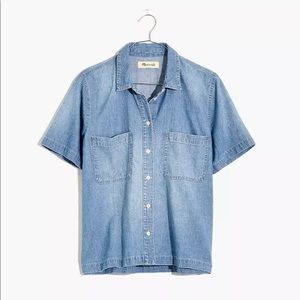 Madewell Denim Short-Sleeve Button-Up Shirt in Brickton Wash